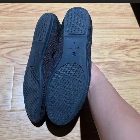 Rothys The Loafer Black size 8 - Picture 3 of 4